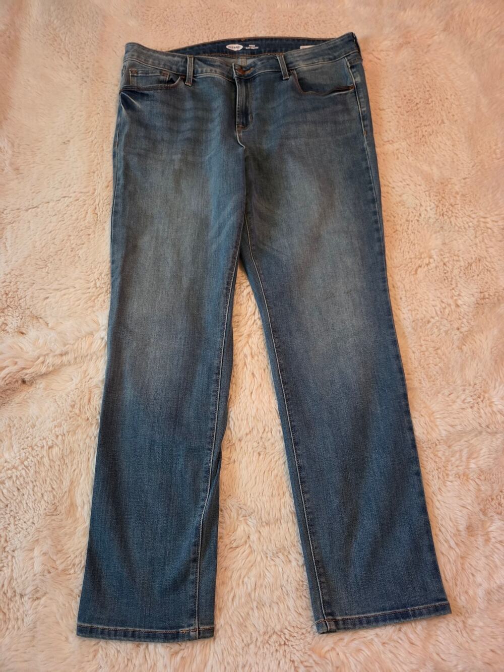 Old Navy Power Slim Straight size 14 Jeans